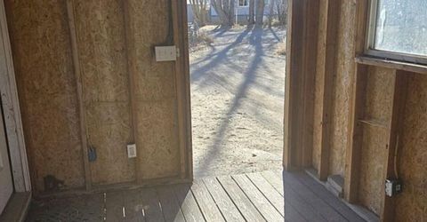 406 W Crowell Field Road, Round Mountain, NV 89045 Photo