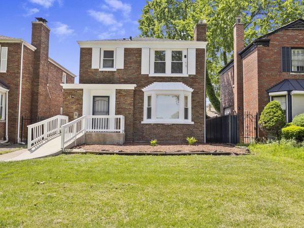 8218 S Yates Boulevard , Chicago, IL 60617