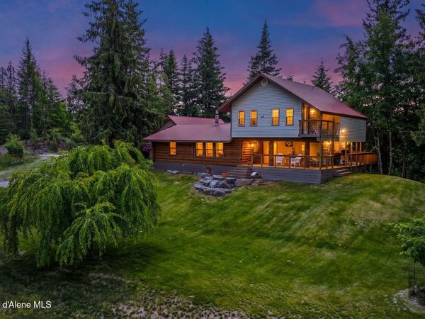 343 W Spring Creek Rd , Hope, ID 83836