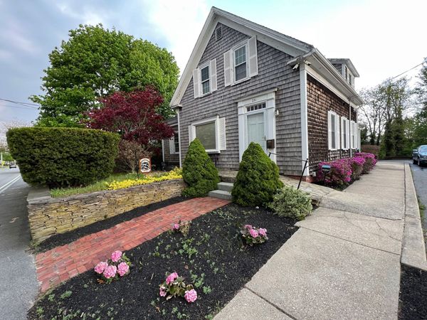 251 South Street, Barnstable, MA 02601