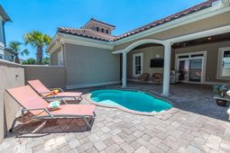 1011 Bluffview Dr. photo 4