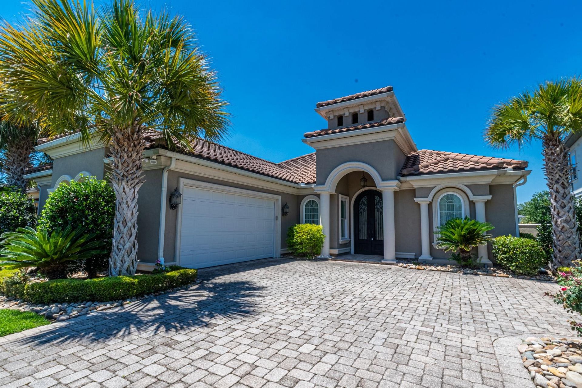 1011 Bluffview Dr. Photo 46