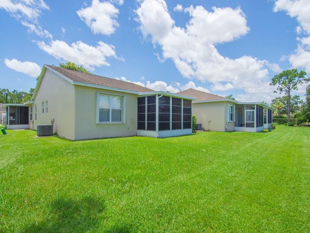567 NW San Remo Circle, Port Saint Lucie, FL 34986 Photo
