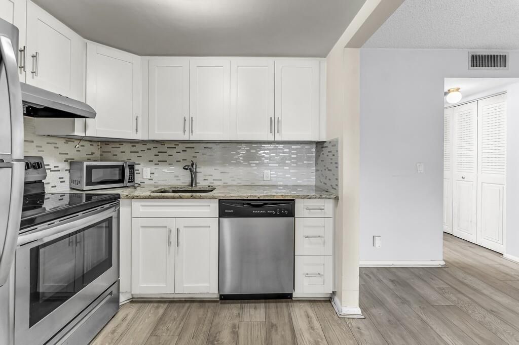 297 Dorset H, Boca Raton, FL 33434 Photo