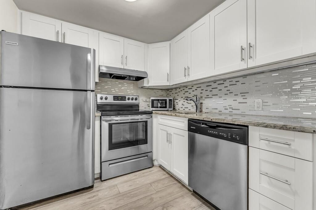 297 Dorset H, Boca Raton, FL 33434 Photo