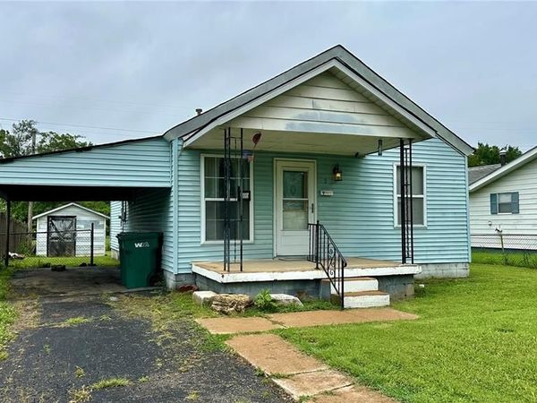 9 Denovion , Cahokia, IL 62206