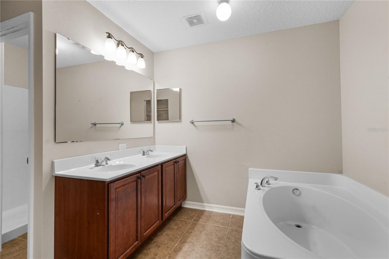 14308 NW 161st Avenue , Alachua, FL 32615 Photo
