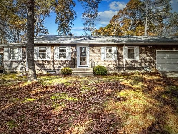 47 Cappawack, Mashpee, MA 02649