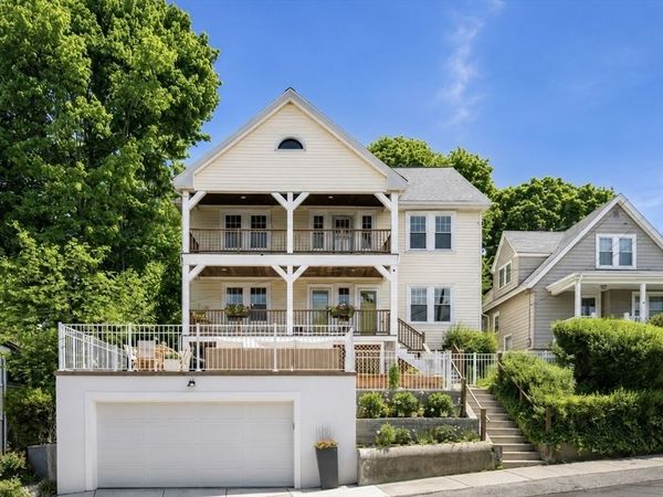 8-10 York Avenue, Unit 10, Watertown, MA 02472
