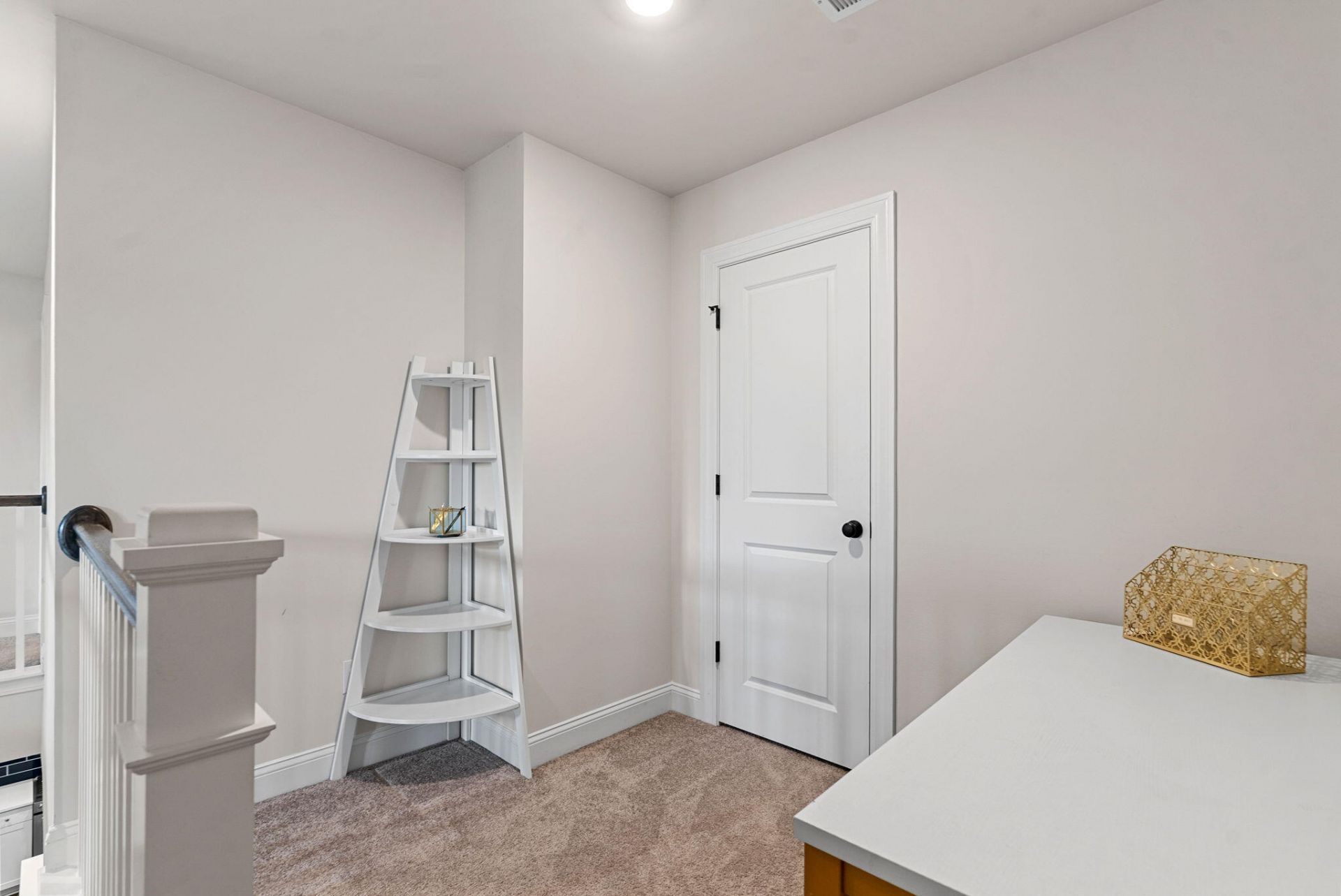 184 Whaler Avenue Photo 28