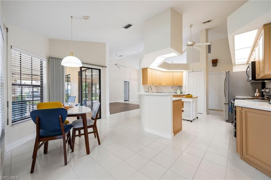 15484 Admiralty Cir, Unit 2, North Fort Myers, FL 33917 Photo