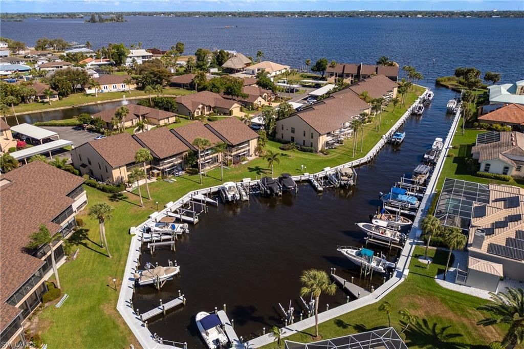 15484 Admiralty Cir, Unit 2, North Fort Myers, FL 33917 Photo