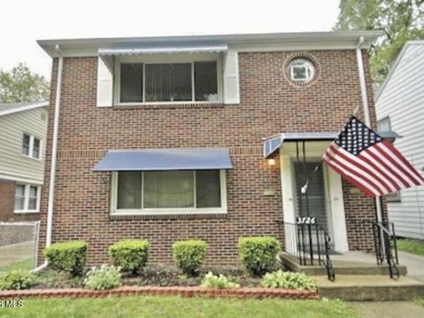 3726 Douglas Road, Toledo, OH 43613
