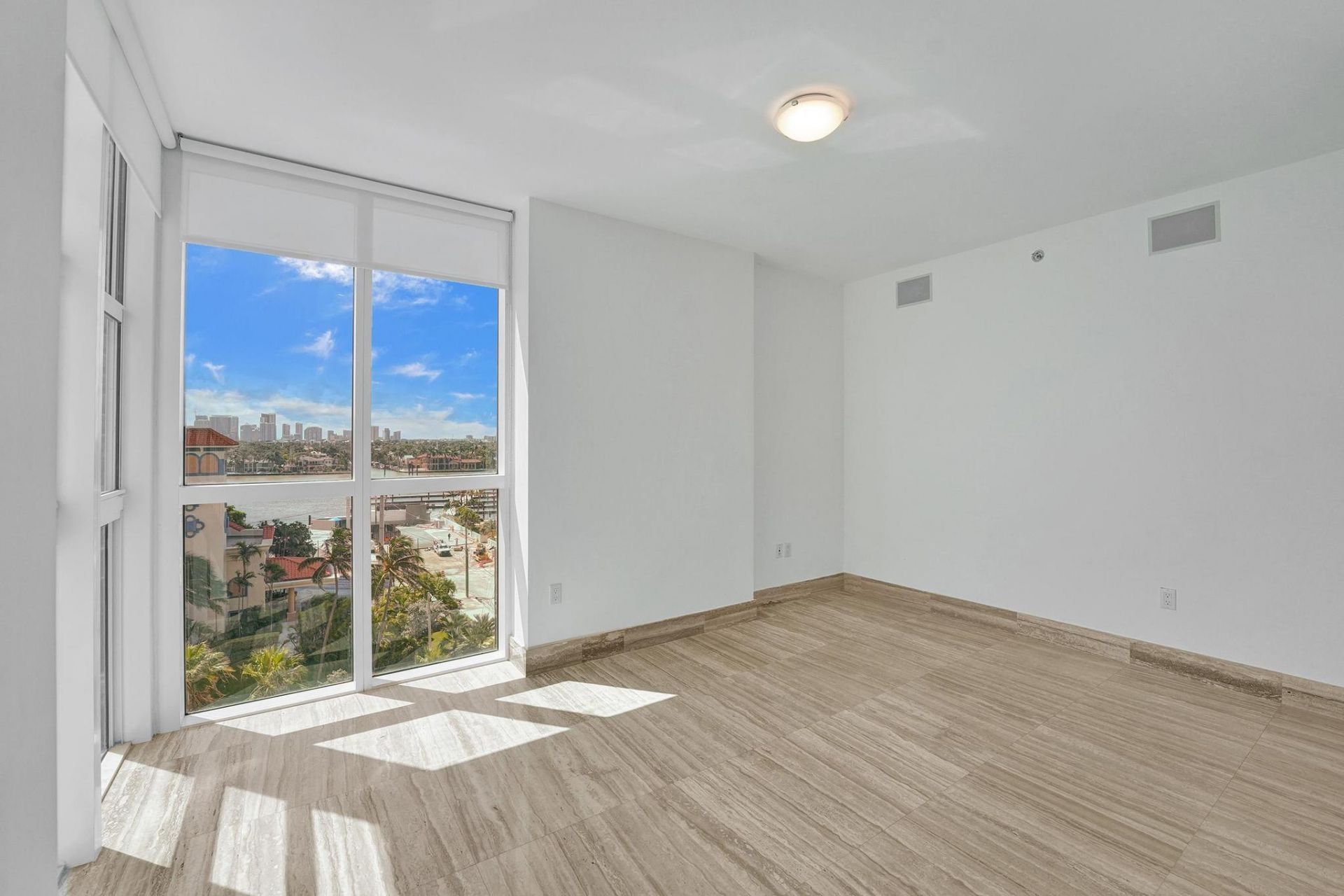 101 S Fort Lauderdale Beach Boulevard, Unit 806, Fort Lauderdale, FL 33316 Photo