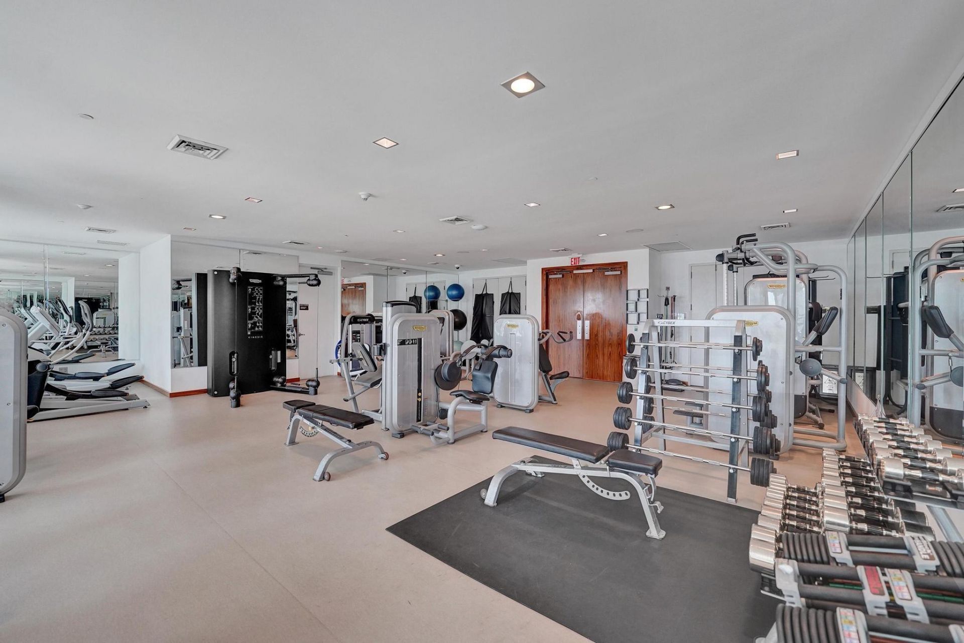 101 S Fort Lauderdale Beach Boulevard, Unit 806, Fort Lauderdale, FL 33316 Photo