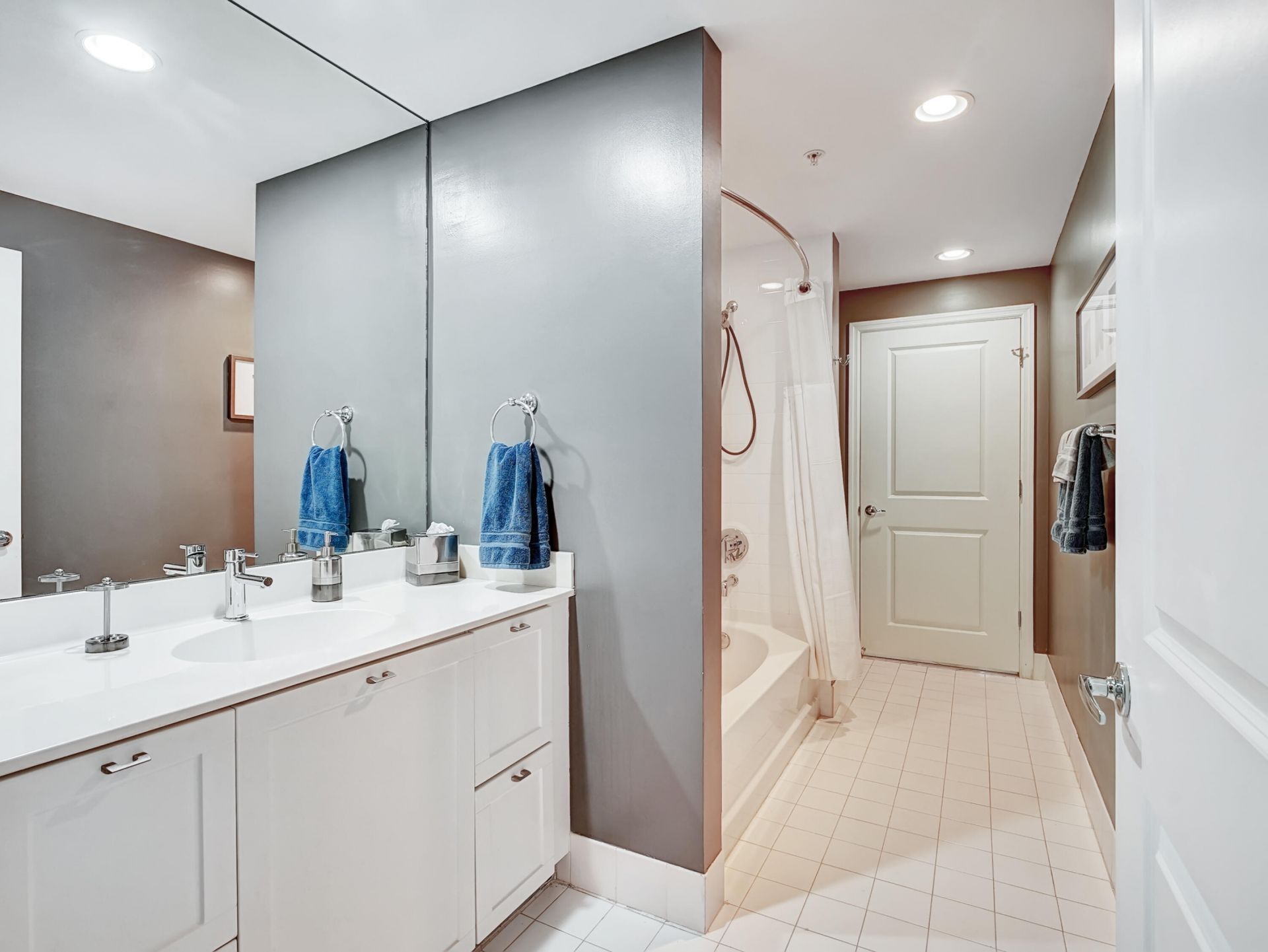235 NE 1st Street, Unit 413, Delray Beach, FL 33444 Photo