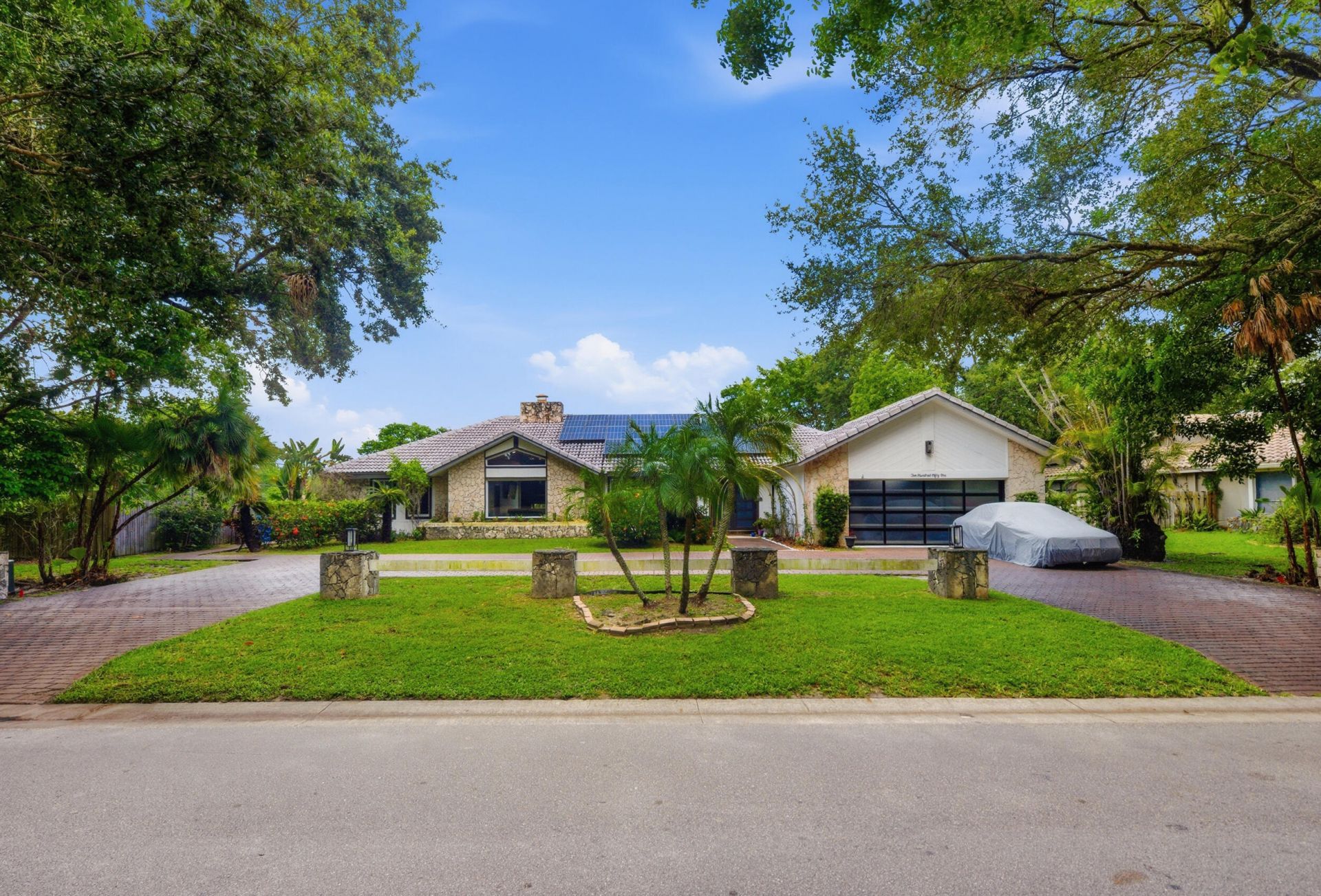 251 NW 104th Avenue, Coral Springs, FL 33071 Photo