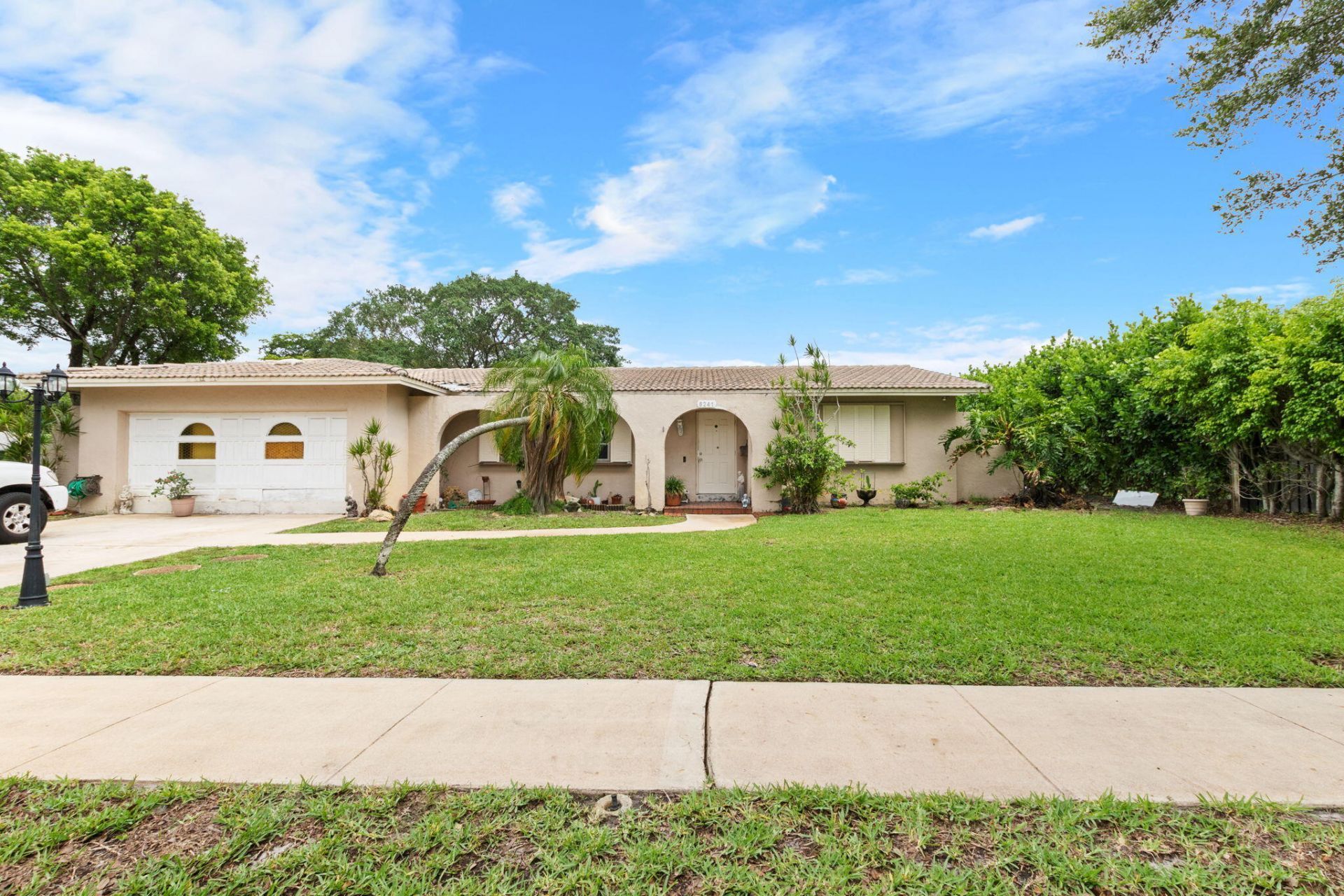 6241 SW 14th Street, Plantation, FL 33317 Photo