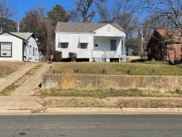 3548 Lakeshore Drive, Shreveport, LA 71109