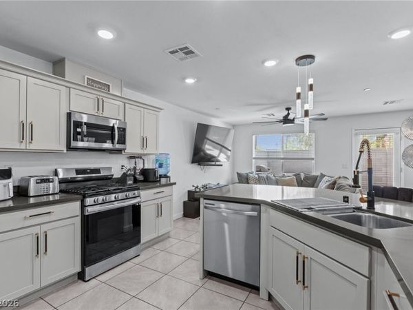 4915 Chidlaw Avenue, Unit 3, Las Vegas, NV 89115