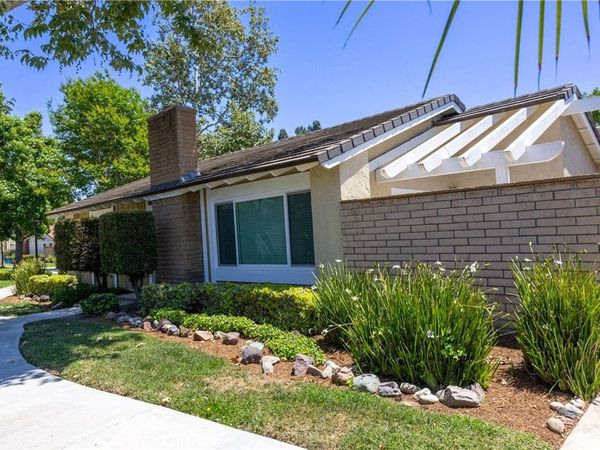 1907 W Wakeham Place, Santa Ana, CA 92704