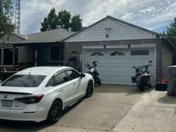 5231 Whittier, Sacramento, CA 95820