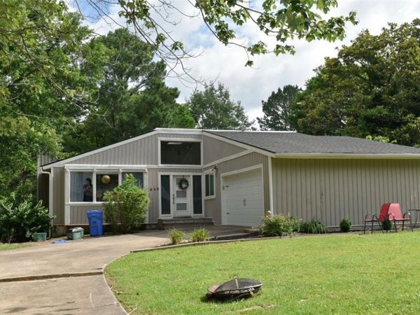 1818-1837 W Ora Drive, Fayetteville, AR 72701