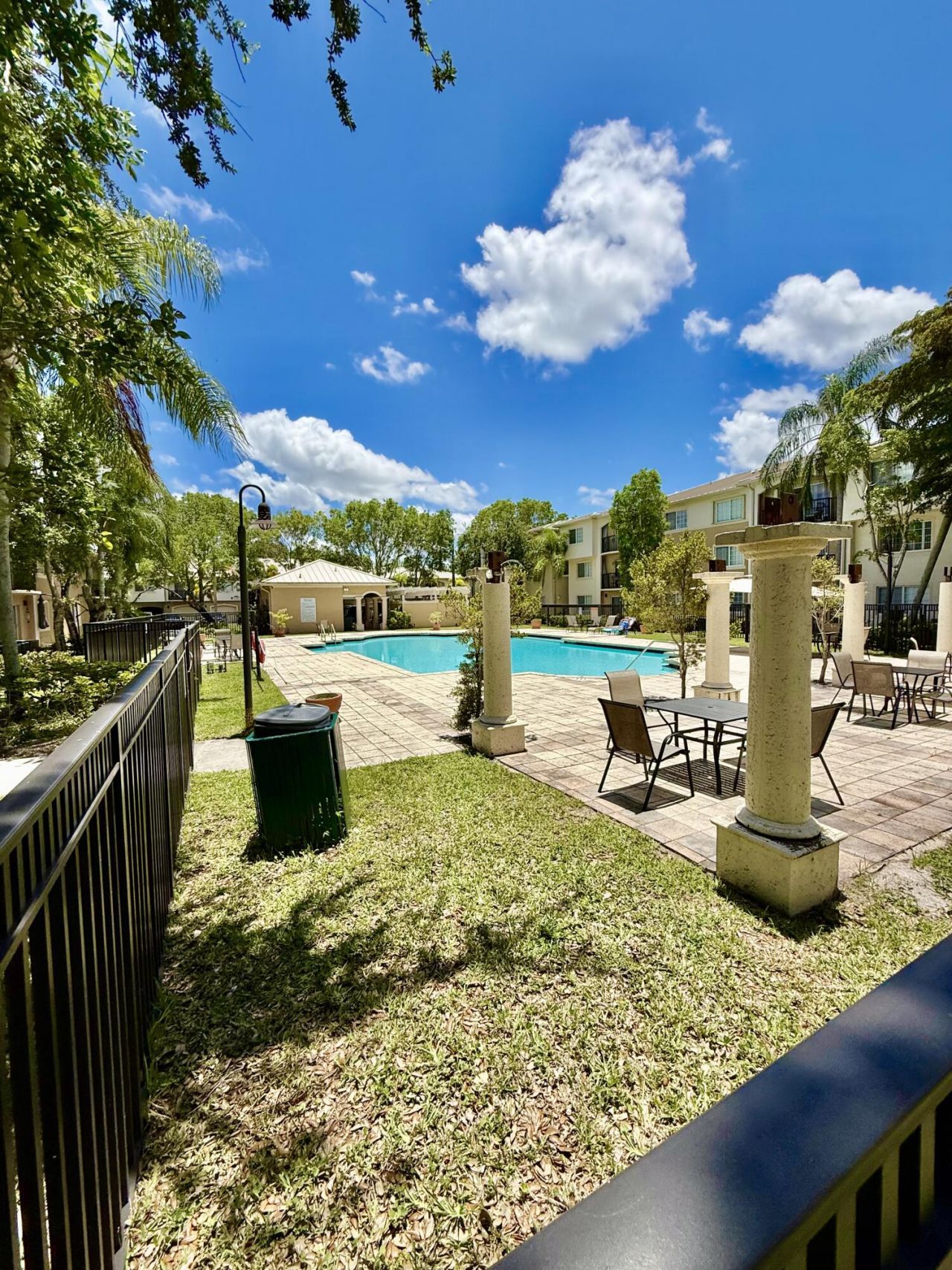 500 N Crestwood Ct Court N, Unit 502, Royal Palm Beach, FL 33411 Photo