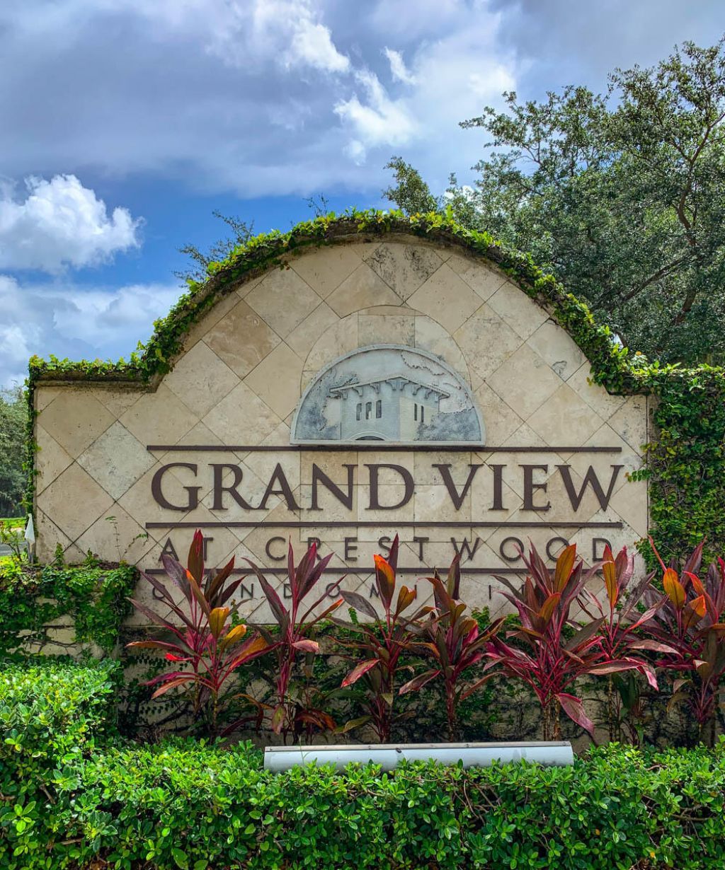 500 N Crestwood Ct Court N, Unit 502, Royal Palm Beach, FL 33411 Photo