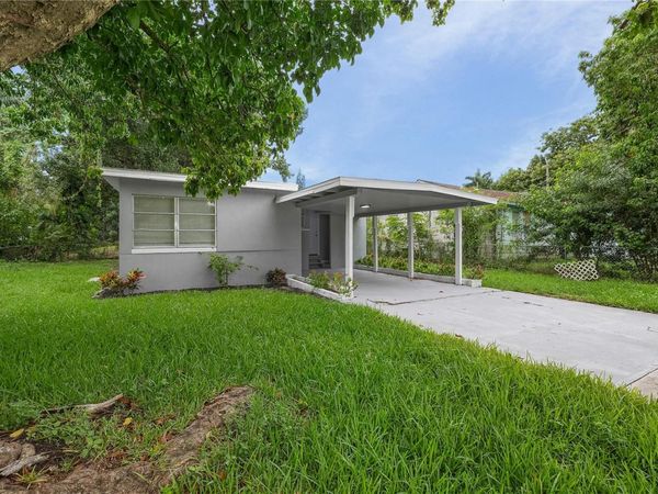 57 CABANA AVENUE , NORTH FORT MYERS, FL 33903