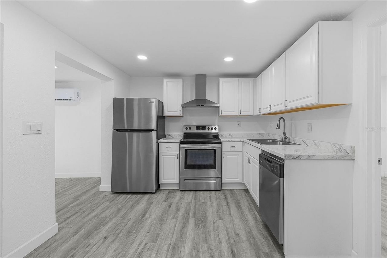 57 Cabana Avenue, North Fort Myers, FL 33903 Photo