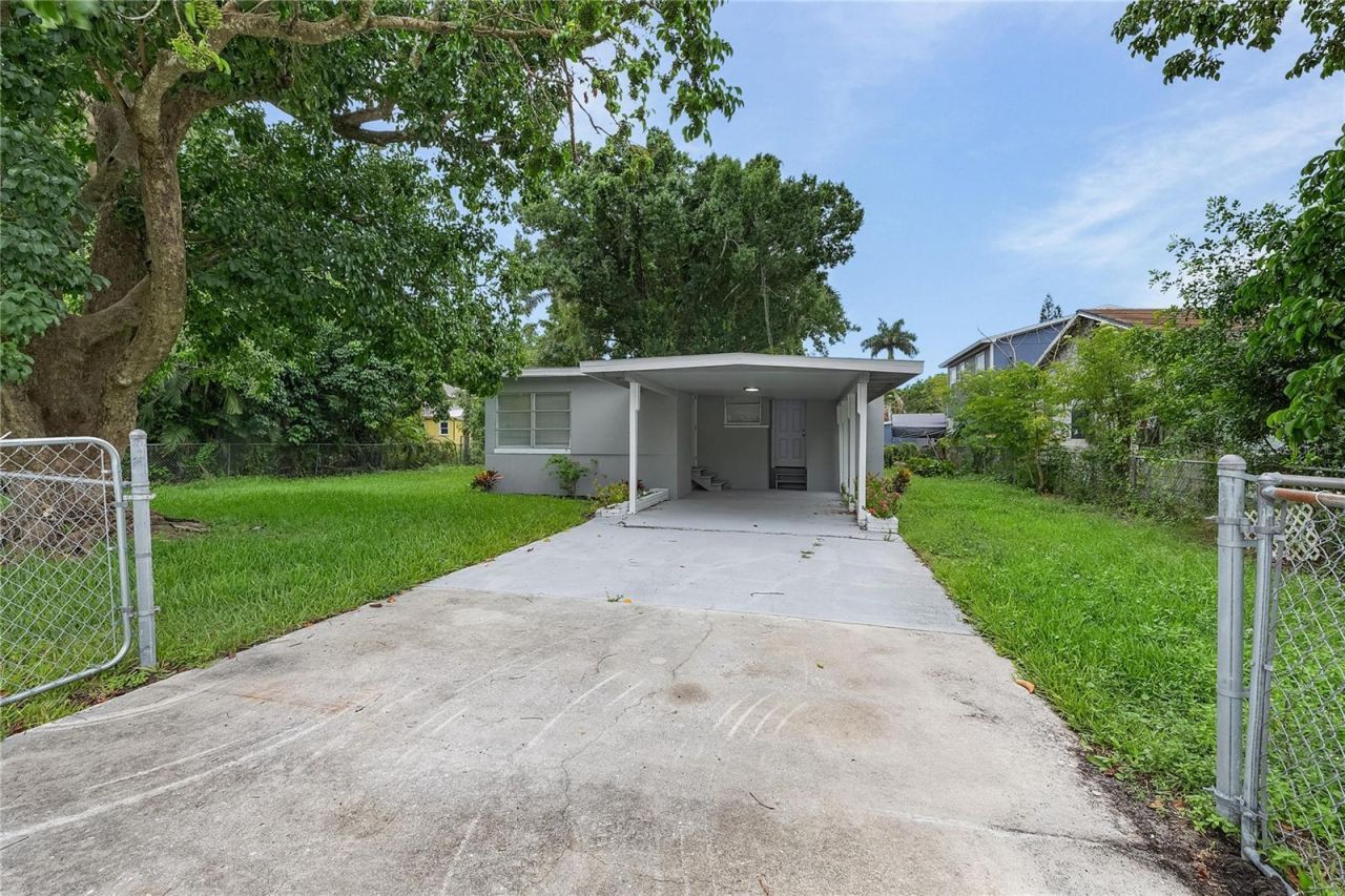 57 Cabana Avenue, North Fort Myers, FL 33903 Photo