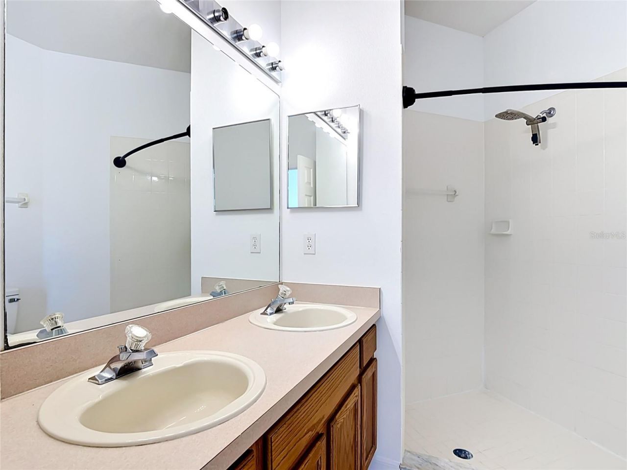 16706 Hidden Spring Drive , Clermont, FL 34714 Photo