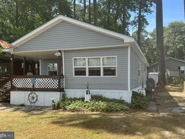 35593 E HARBOR DRIVE, MILLSBORO, DE 19966