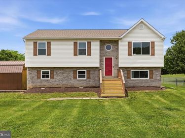 252 WISE AVENUE, STRASBURG, VA 22657