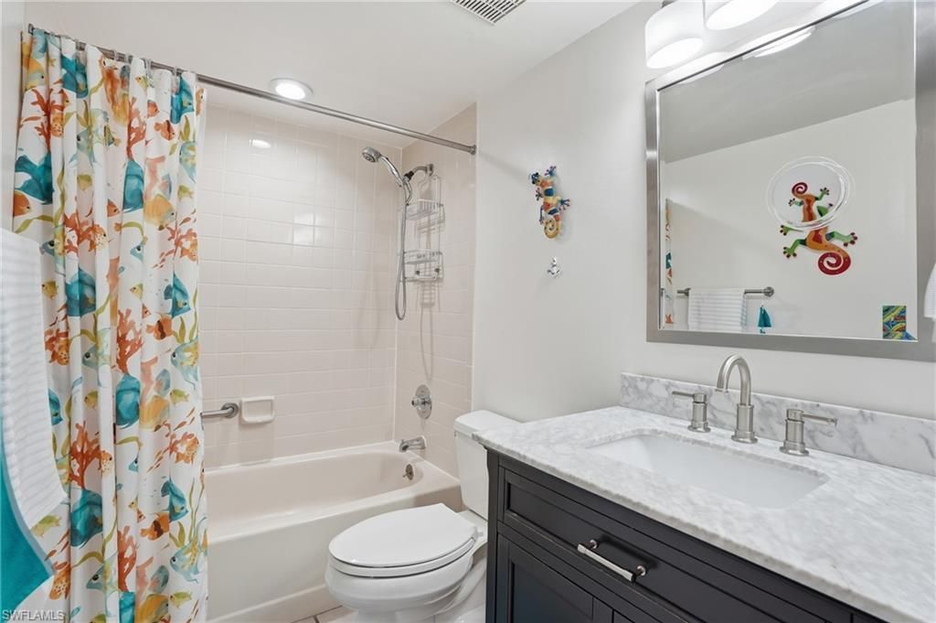 5625 Trailwinds Dr , Unit 411, Fort Myers, FL 33907 Photo