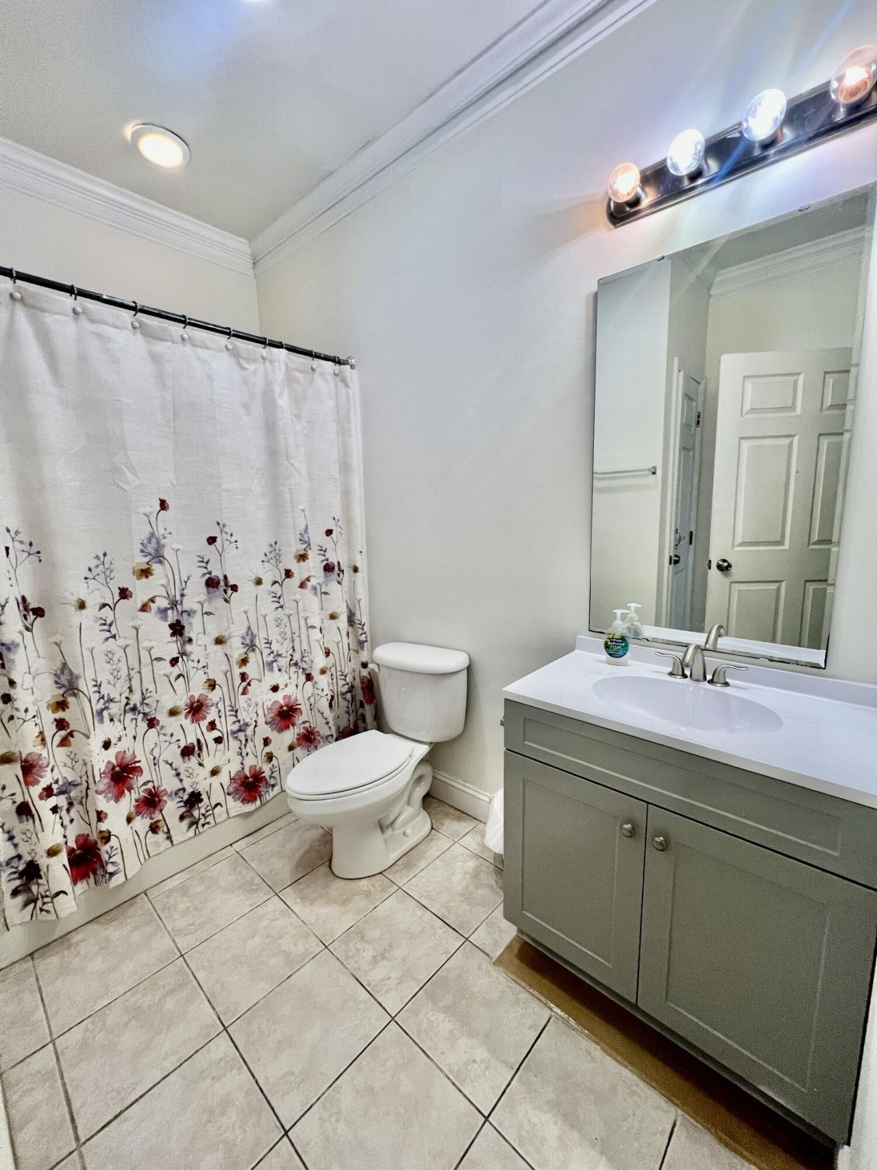 106 W Arctic Avenue Photo 24
