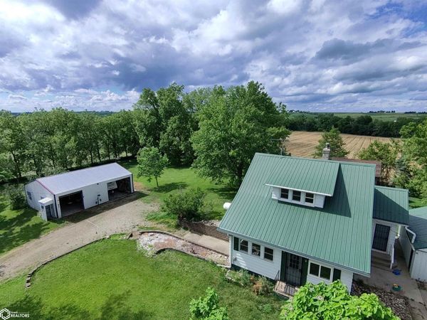 1789 328Th Avenue, Brooklyn, IA 52211