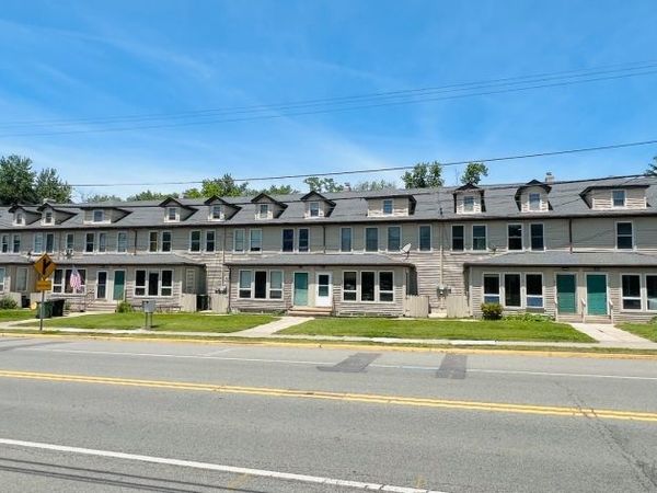 272 E Washington Ave, Washington, NJ 07882