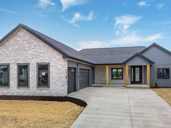635 Rustic Rise Way, Verona, WI 53593