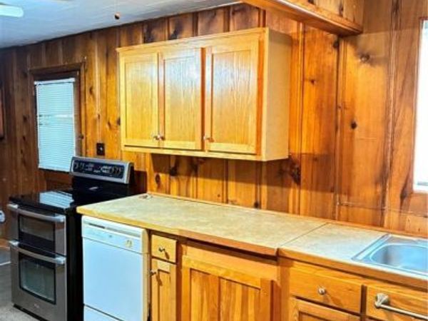 205 W 3rd Street, Holden, MO 64040