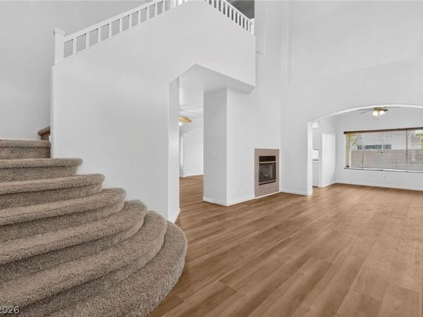 8521 Gold Flash Avenue, Las Vegas, NV 89129