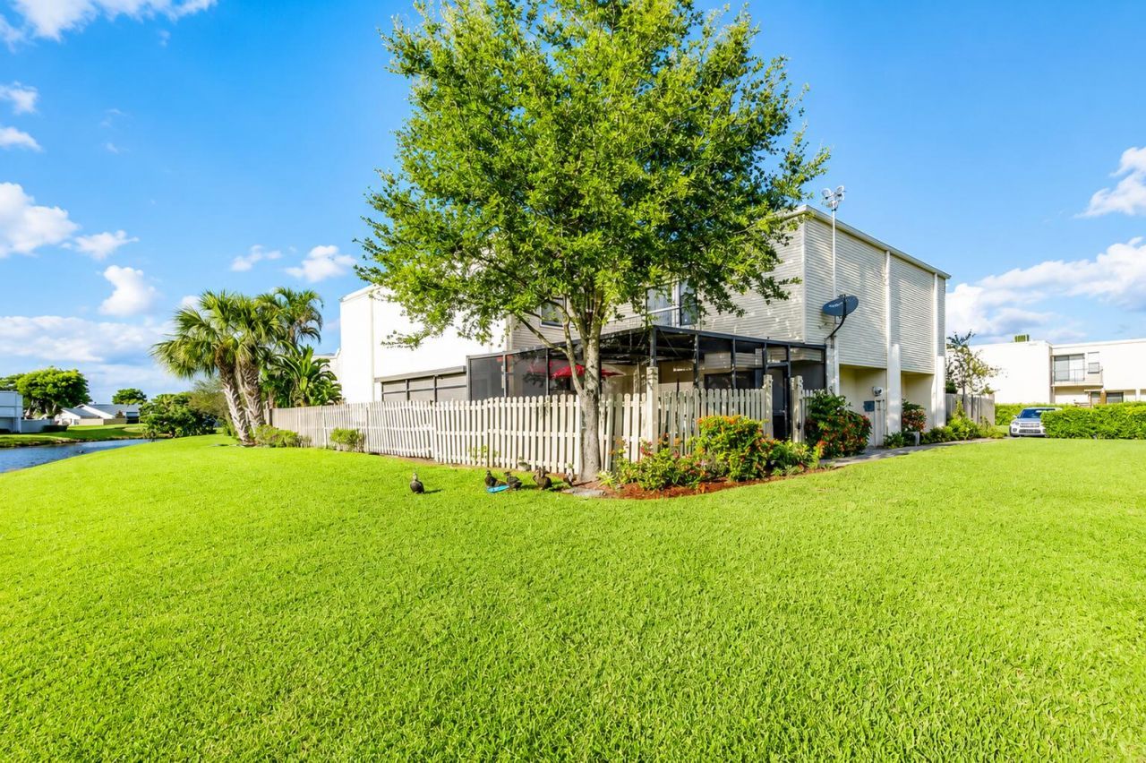 1608 Shaker Circle, Wellington, FL 33414 Photo