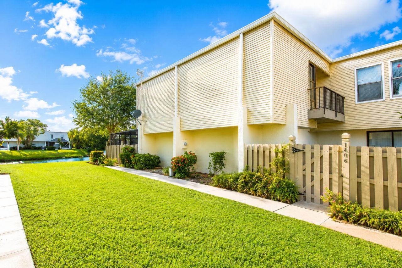 1608 Shaker Circle, Wellington, FL 33414 Photo