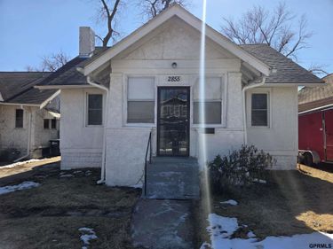 2855 Newport Avenue, Omaha, NE 68112