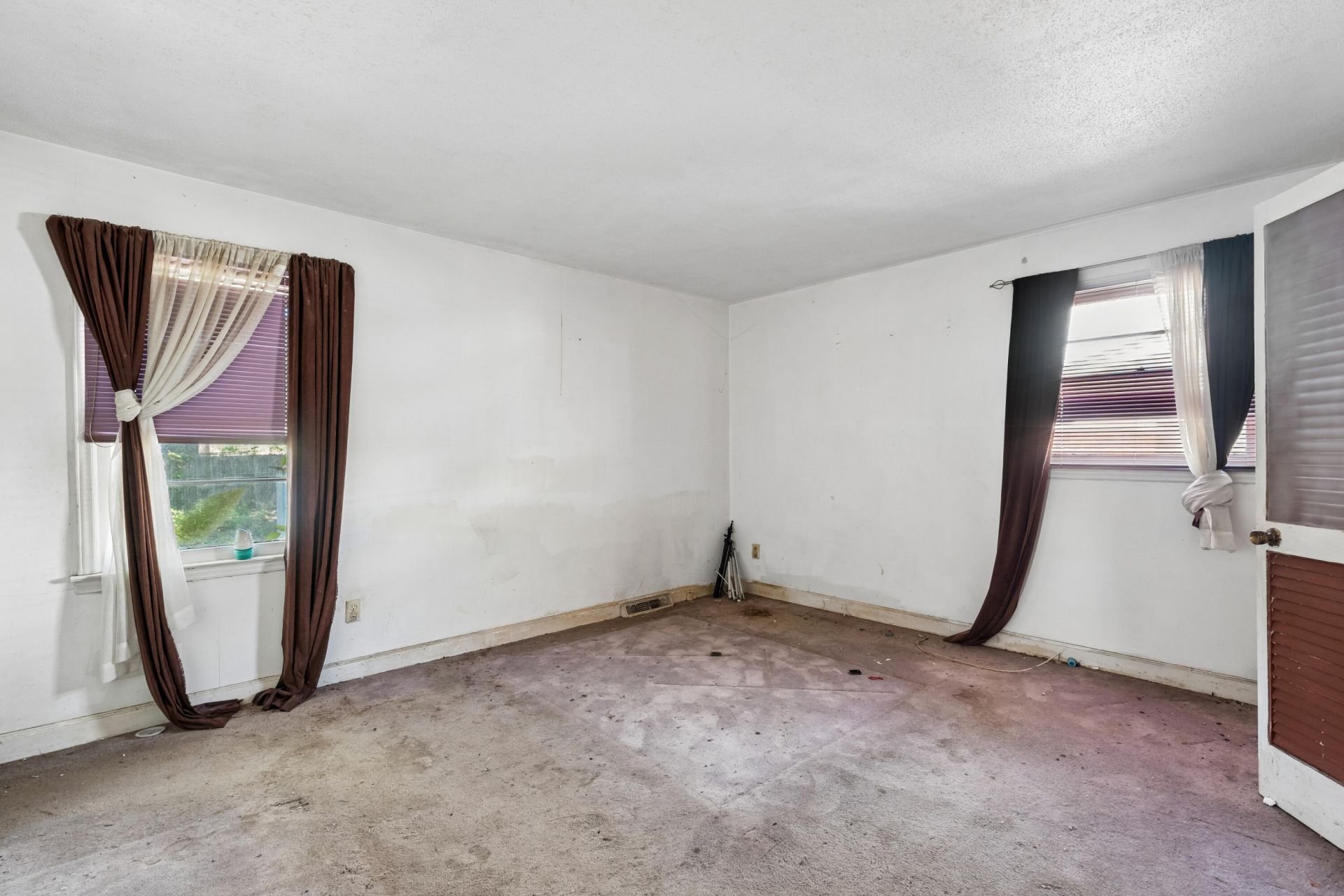 3422 Creola Road Photo 5