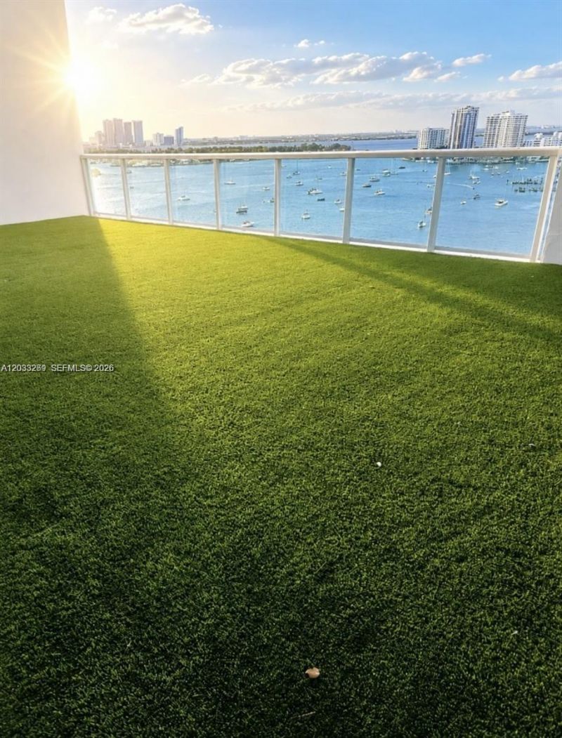 1000 West Ave, Unit TS8, Miami Beach, FL 33139 Photo