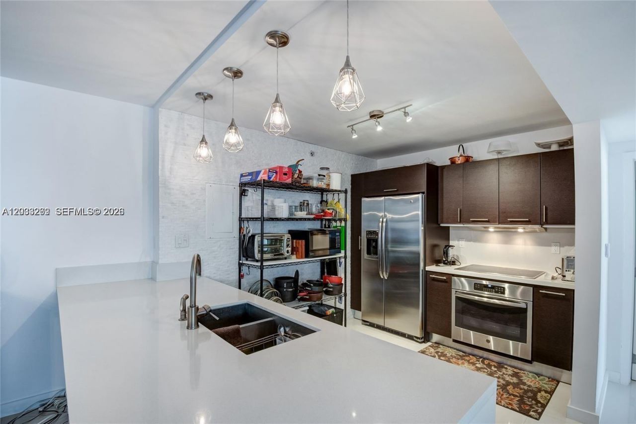 1000 West Ave, Unit TS8, Miami Beach, FL 33139 Photo