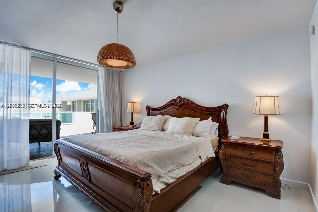 1000 West Ave, Unit TS8, Miami Beach, FL 33139 Photo