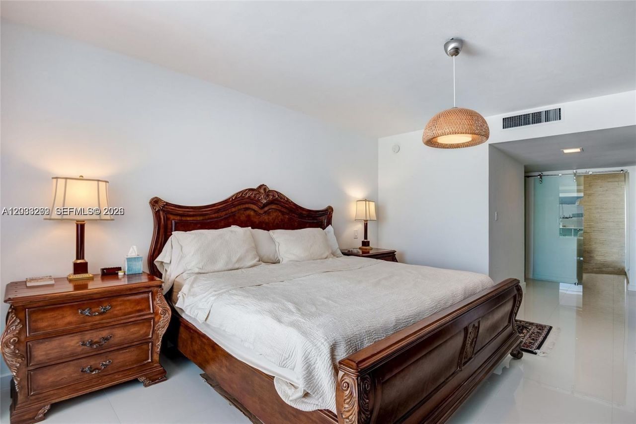 1000 West Ave, Unit TS8, Miami Beach, FL 33139 Photo